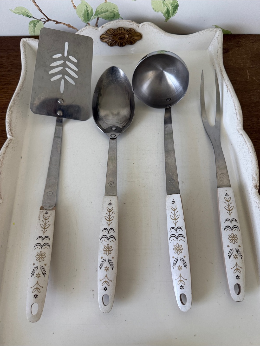 Vintage FLINT Arrowhead Harvest Wheat Stainless Steel Kitchen Utensil Set of 4